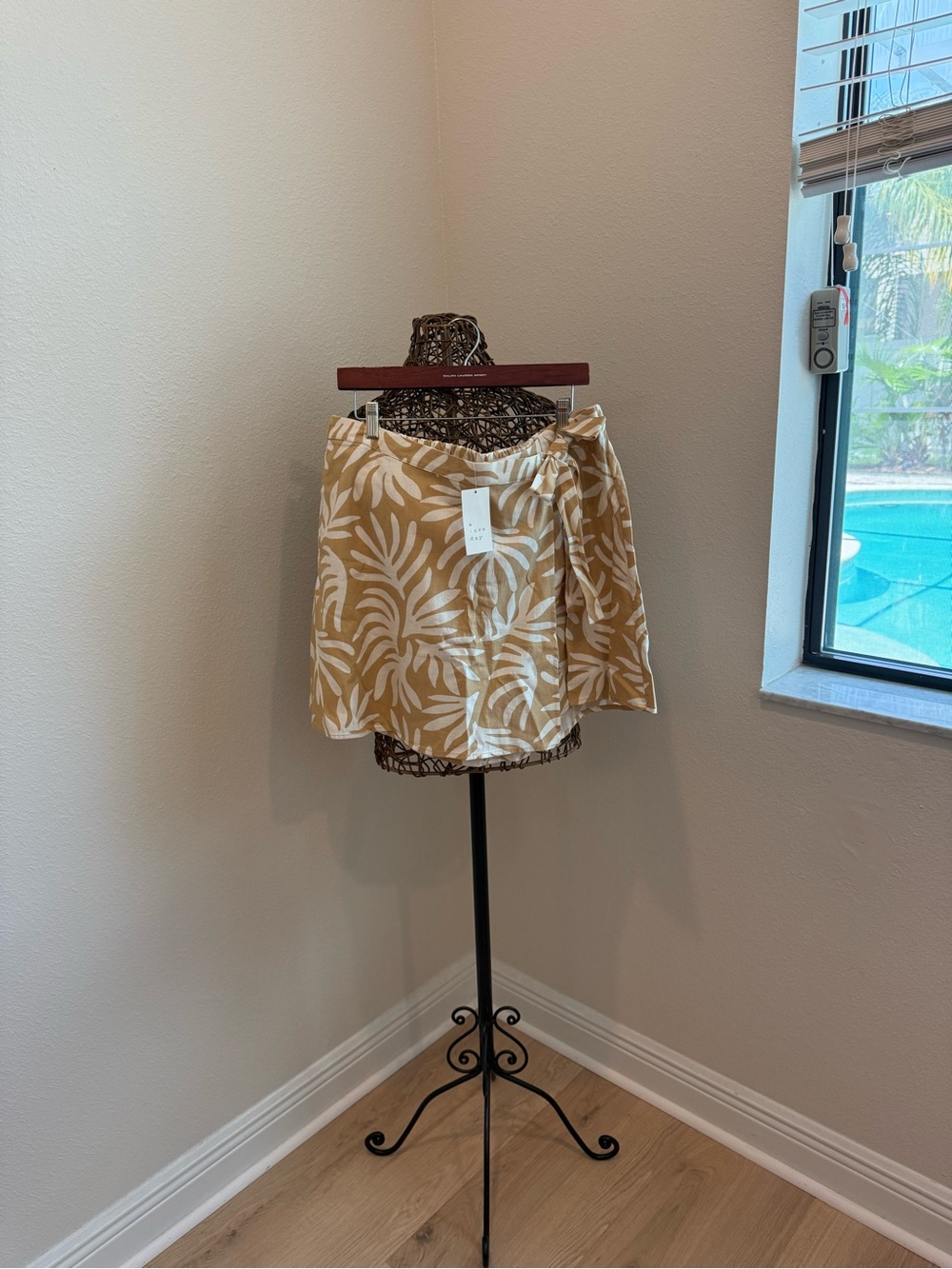Tropical Leaf Print Wrap Skirt